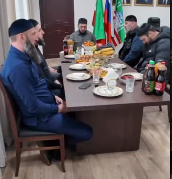 В стенах Департамента дошкольного образования Мэрии г.Грозный прошёл религиозный обряд — чтение Мавлида.